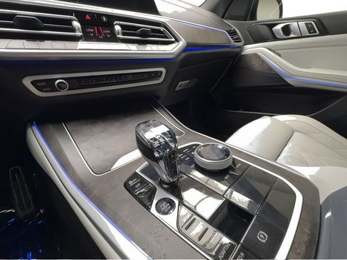 Used 2023 BMW X5 sDrive40i w/ M Sport Package RWD image 50