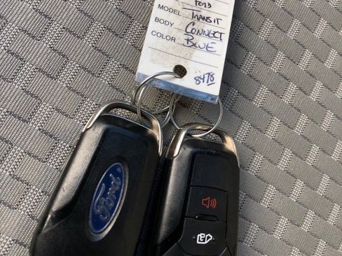 Used 2020 Ford Transit Connect XLT image 37