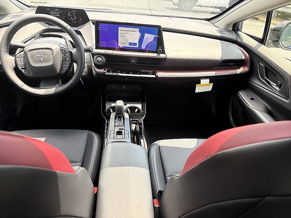 New 2026 Toyota Prius Plug-In Hybrid FWD image 19