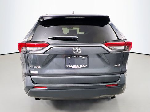 Used 2020 Toyota RAV4 XLE w/ Convenience Package image 6