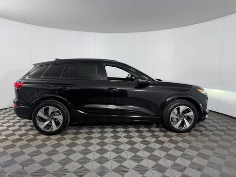 Used 2025 Audi Q6 e-tron Premium Plus w/ Premium Plus AWD/4WD image 5
