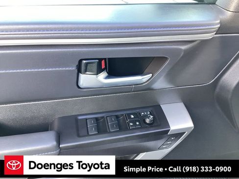 Used 2024 Toyota Sequoia Platinum image 34