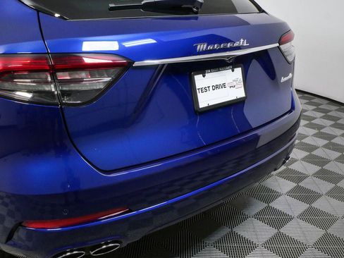 Used 2023 Maserati Levante GT AWD/4WD image 34