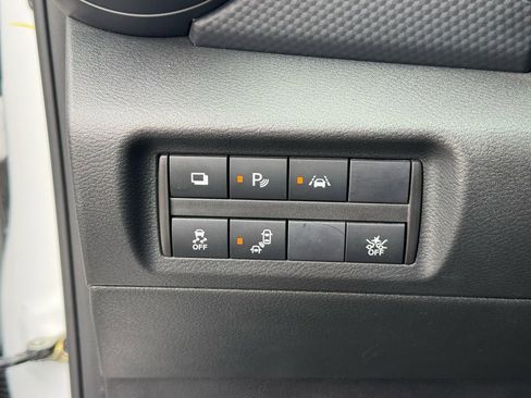 Used 2024 Nissan Kicks S FWD image 27