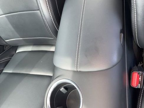 Used 2025 Ford Mustang Premium image 22