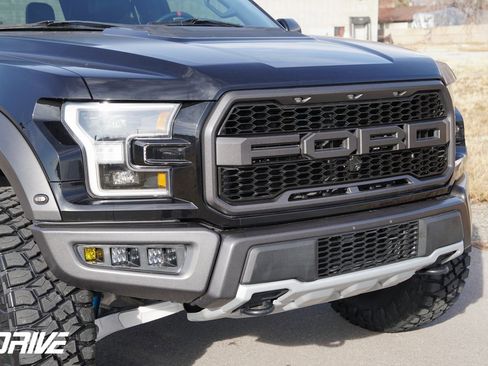 Used 2017 Ford F150 Raptor w/ Equipment Group 802A Luxury image 3