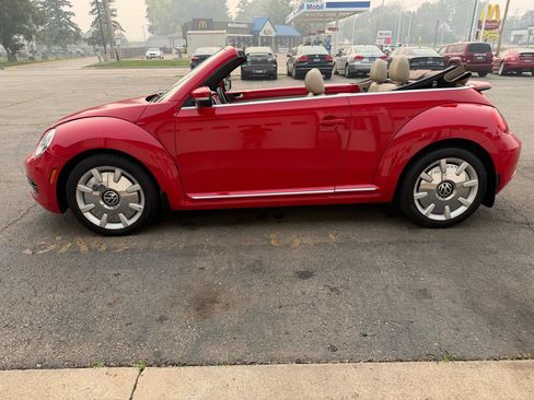 Used 2014 Volkswagen Beetle 2.5 FWD image 14