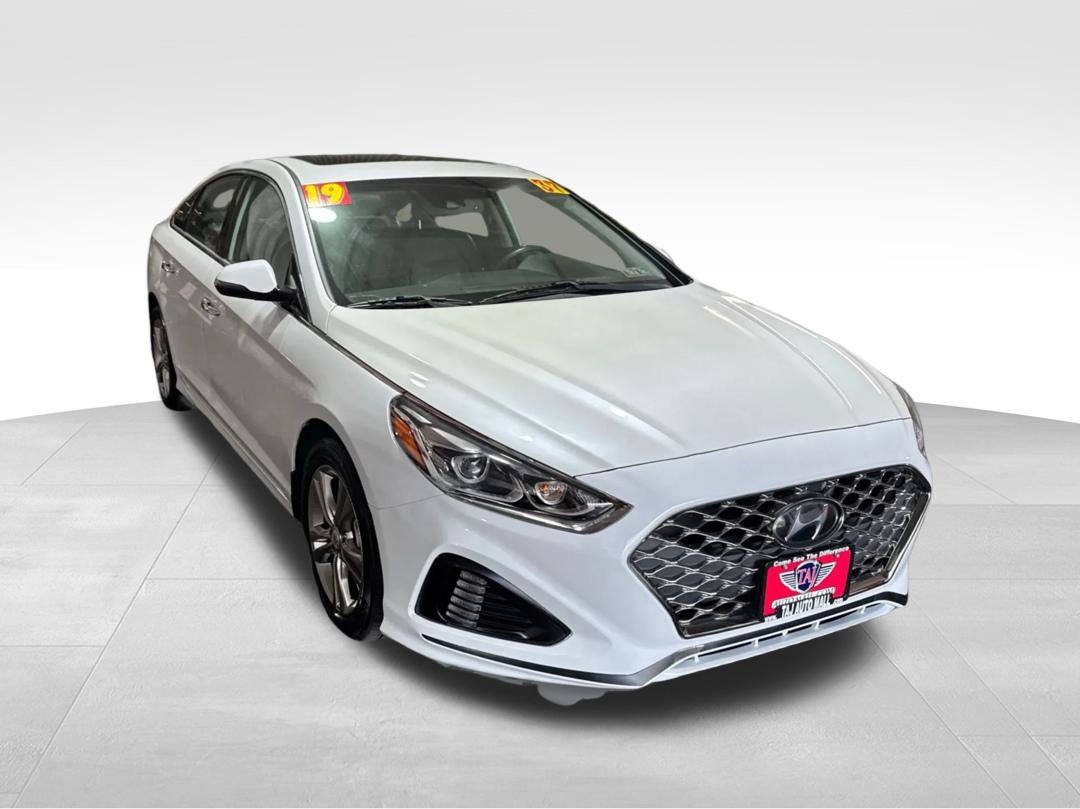 Used 2019 Hyundai Sonata Limited FWD image 3