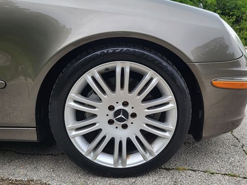 Used 2008 Mercedes-Benz E 350 Sedan image 31
