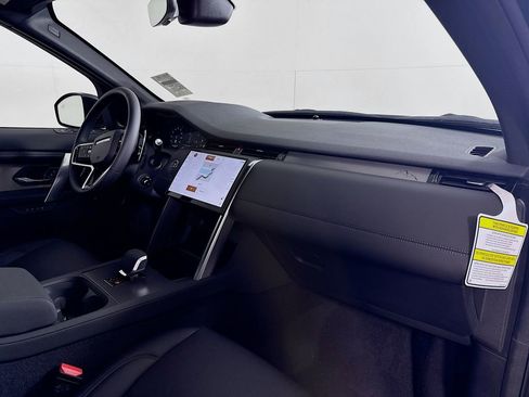 New 2026 Land Rover Discovery Sport Landmark AWD/4WD image 30