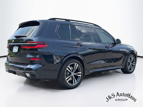 Used 2025 BMW X7 xDrive40i w/ Executive Package AWD/4WD image 7