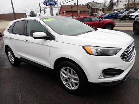 Certified 2022 Ford Edge SEL w/ Convenience Package image 9