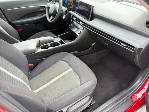 Used 2025 Hyundai Sonata SEL FWD image 22