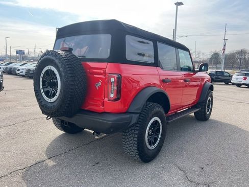 Certified 2023 Ford Bronco Badlands w/ Sasquatch Package image 4