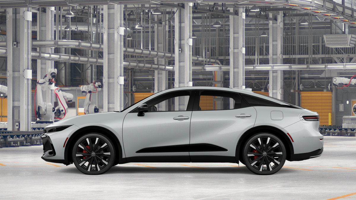 New 2027 Toyota Crown Platinum AWD/4WD image 4