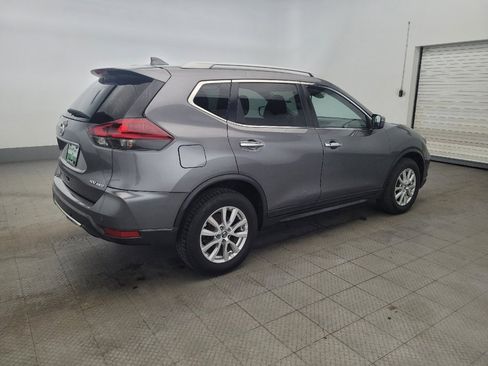 Used 2019 Nissan Rogue SV image 10