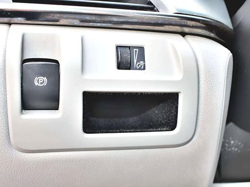 Used 2018 Cadillac CTS Luxury image 13