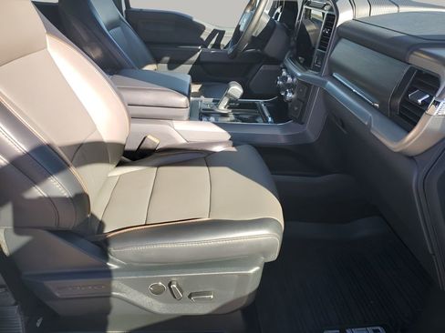 Used 2025 Ford F150 Lariat w/ Equipment Group 502A High image 16