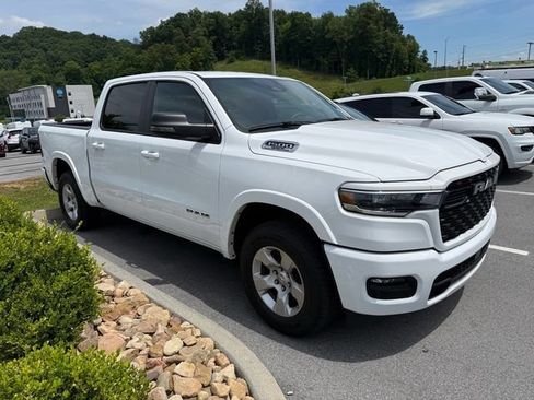 Used 2025 RAM 1500 Big Horn AWD/4WD image 21