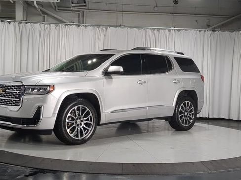 Used 2020 GMC Acadia Denali w/ Technology Package AWD/4WD image 5