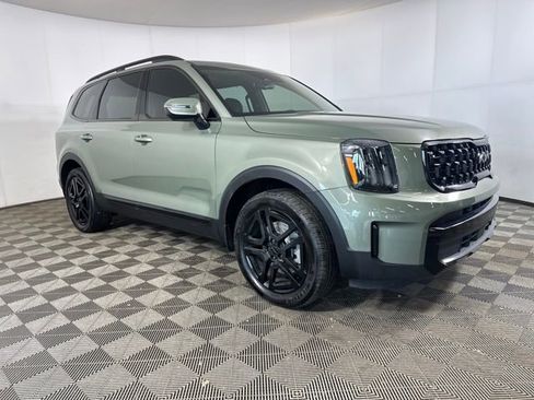 Used 2025 Kia Telluride EX X-Line image 2