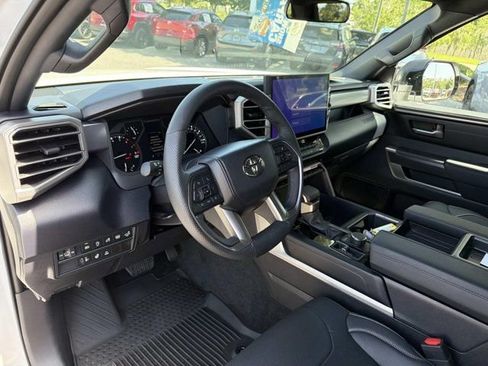 Used 2026 Toyota Tundra SR5 w/ SR5 Premium Package AWD/4WD image 12