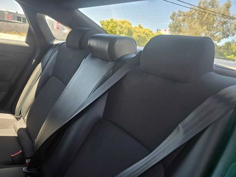 Used 2023 Honda Civic Sport image 17