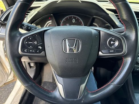 Used 2018 Honda Civic Si image 9