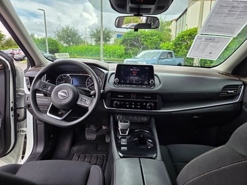 Used 2023 Nissan Rogue S FWD image 21