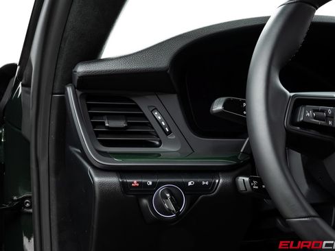 Used 2025 Porsche 911 GT3 RWD image 29