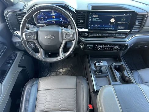 Used 2023 Chevrolet Silverado 1500 ZR2 w/ Technology Package AWD/4WD image 15