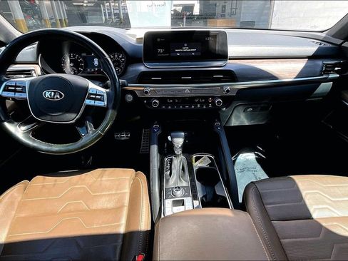 Used 2021 Kia Telluride SX w/ SX Prestige Package image 13