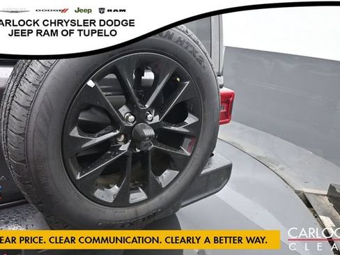 Used 2025 Jeep Wrangler Unlimited Sahara w/ Safety Group AWD/4WD image 32