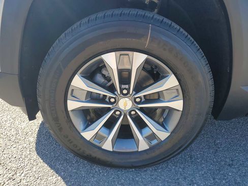 New 2026 Chevrolet Equinox LT w/ Convenience Package II image 11