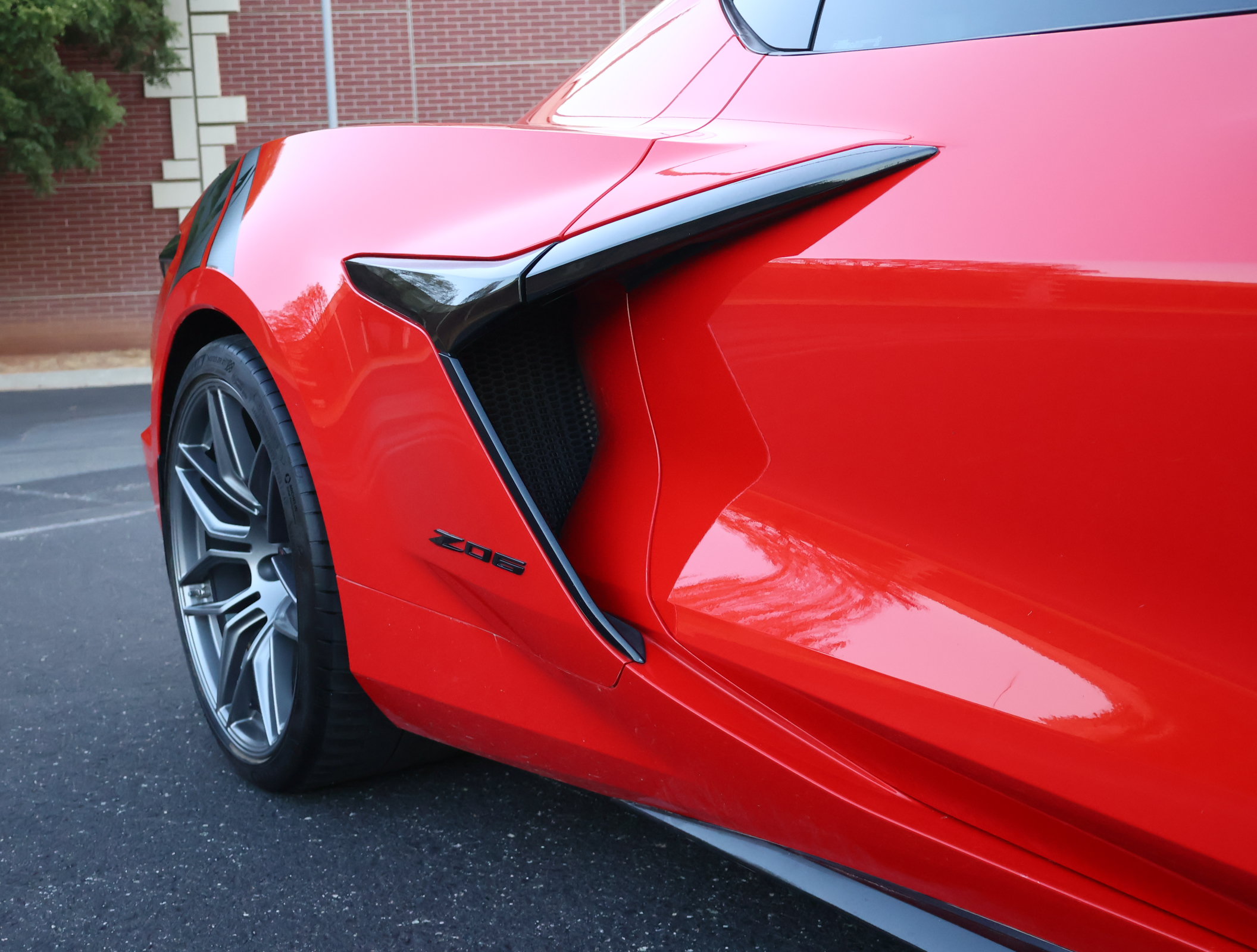 Used 2023 Chevrolet Corvette Z06 RWD image 32