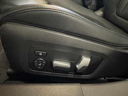 Used 2021 BMW M340i xDrive w/ Driving Assistance Package image 40