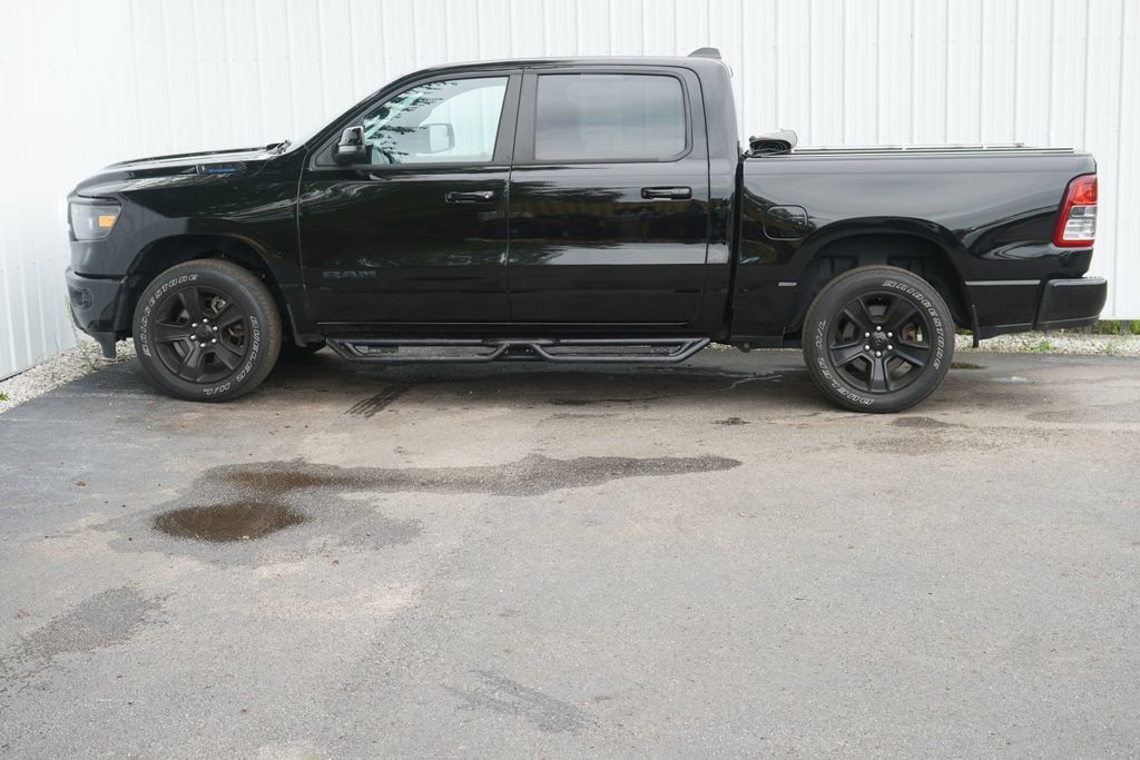 Used 2024 RAM 1500 Big Horn AWD/4WD image 3