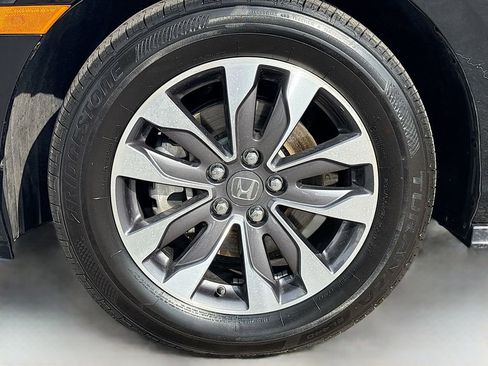 Used 2024 Honda Odyssey EX-L image 32