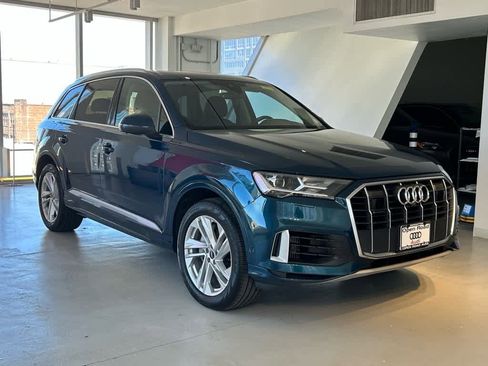 Used 2022 Audi Q7 Premium Plus w/ Premium Plus Package image 3