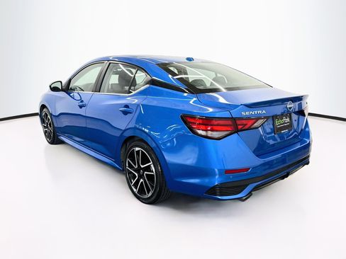 Used 2025 Nissan Sentra SR FWD image 5