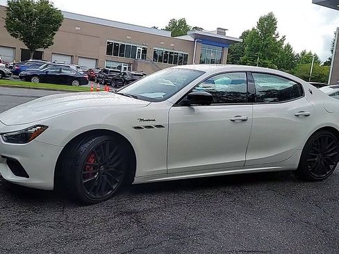 New 2024 Maserati Ghibli Modena Ultima Q4 image 4