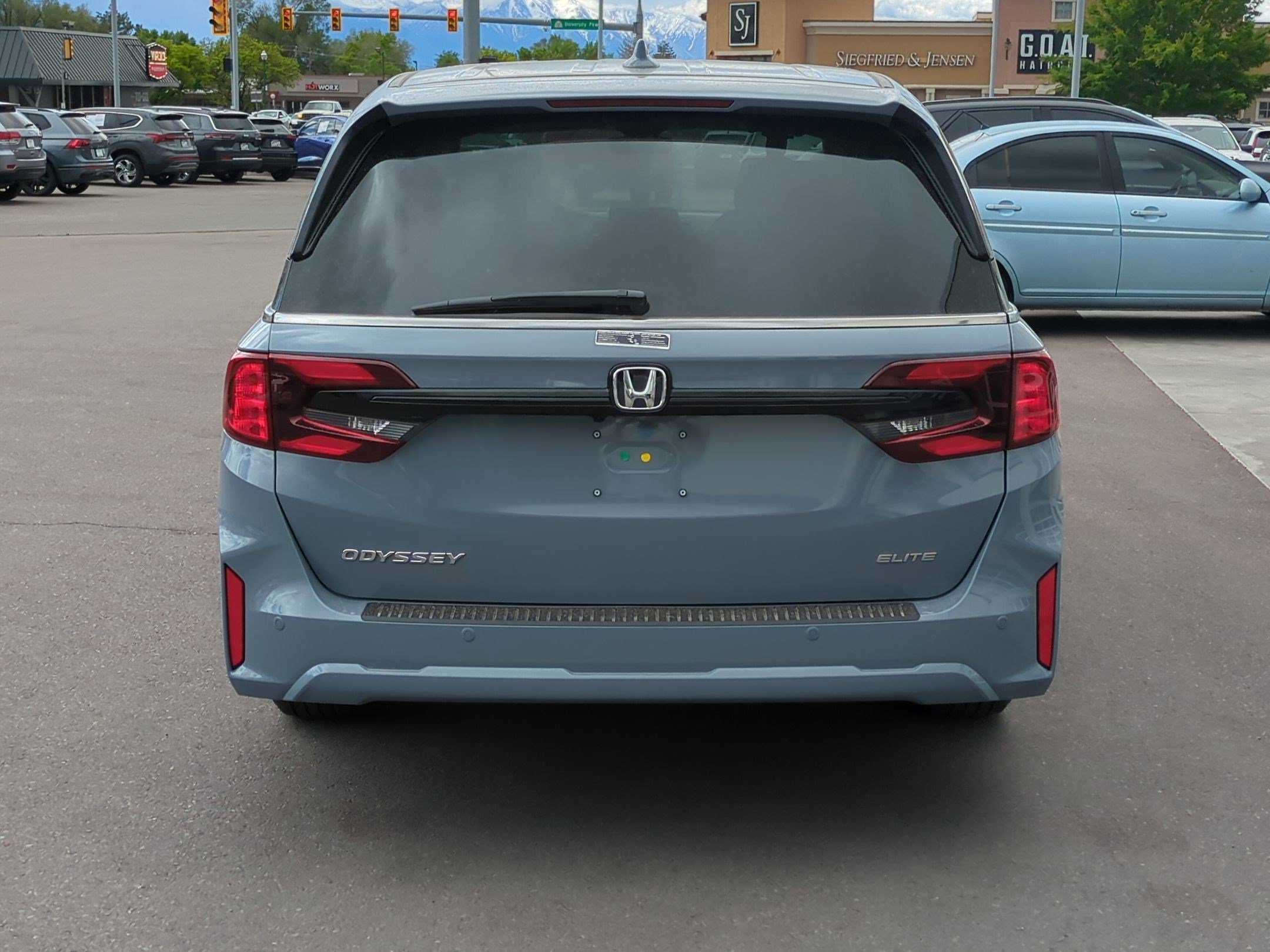 New 2027 Honda Odyssey Elite image 5