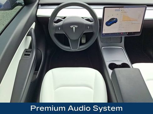 Used 2022 Tesla Model Y Performance AWD/4WD image 3