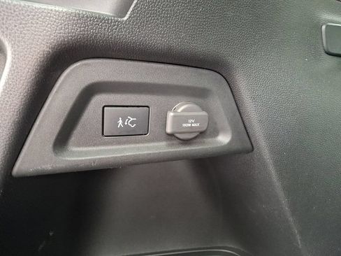 Used 2023 Honda Pilot Touring image 31
