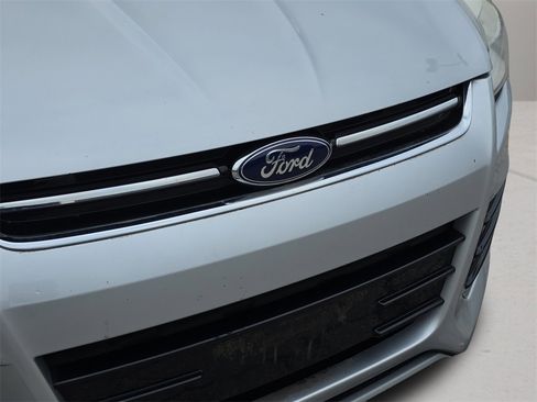 Used 2014 Ford Escape Titanium image 9