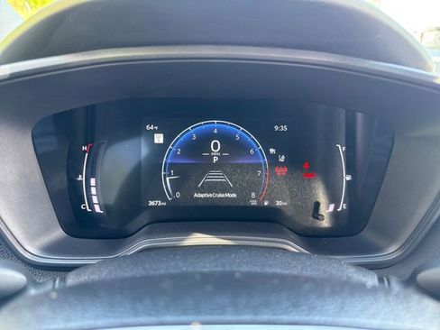 Used 2025 Toyota Corolla SE w/ SE Premium Package FWD image 25
