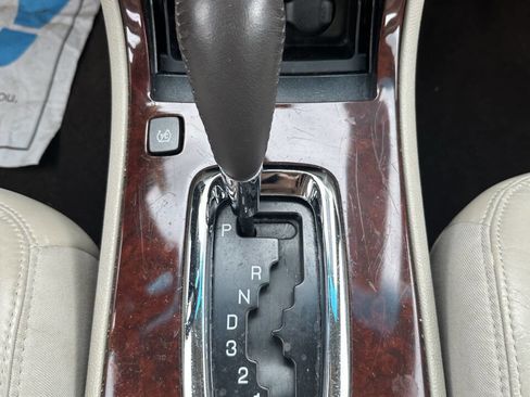 Used 2007 Buick Lucerne CXL image 14