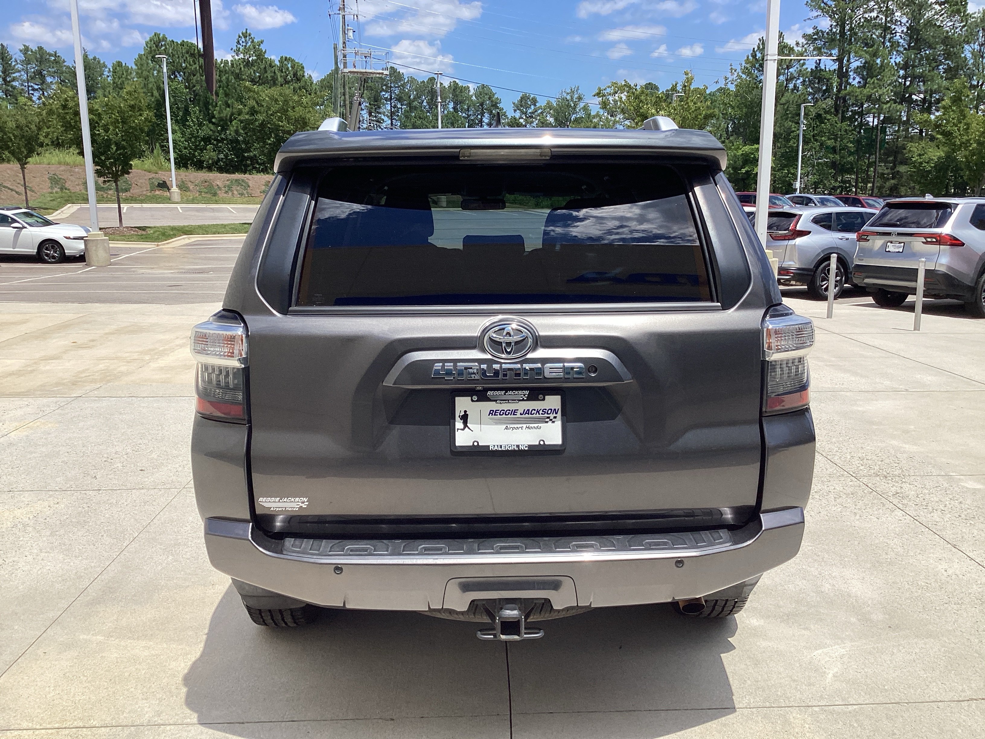 Used 2016 Toyota 4Runner SR5 RWD image 9