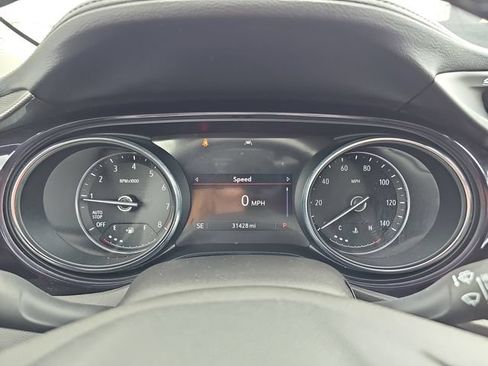 Used 2023 Buick Encore GX Essence w/ Experience Buick Package FWD image 24
