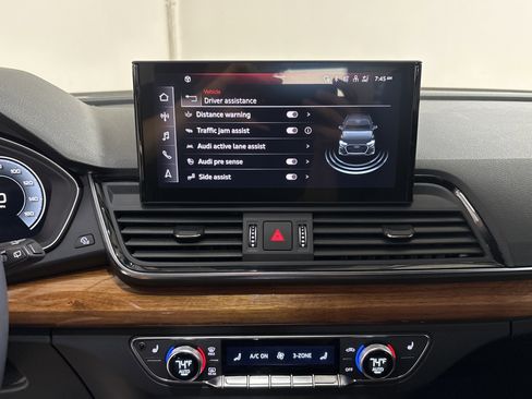 Used 2023 Audi Q5 2.0T Premium Plus w/ Premium Plus Package image 19